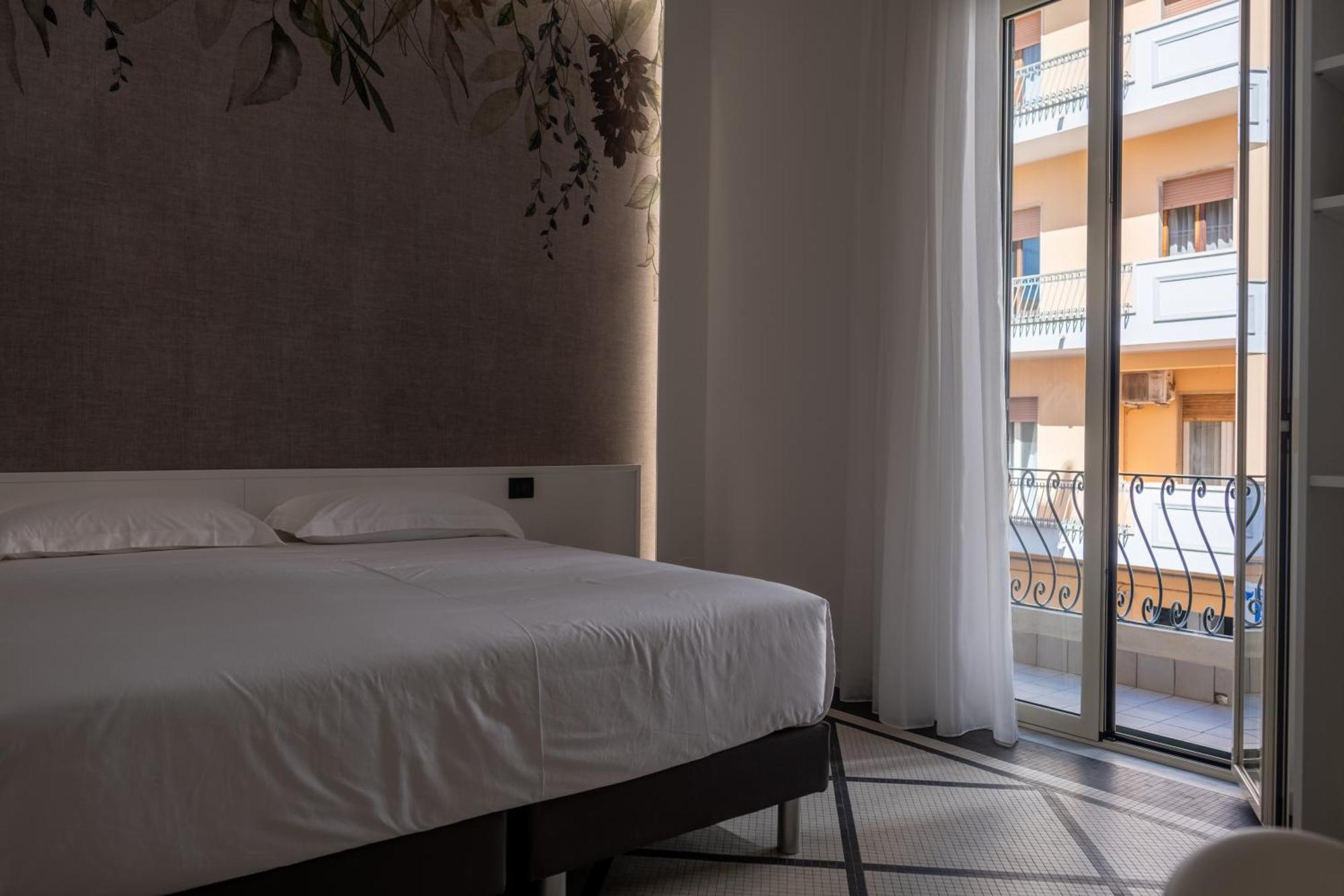 Domea Superior Rooms Bed And Breakfast Reggio di Calabria Exteriör bild